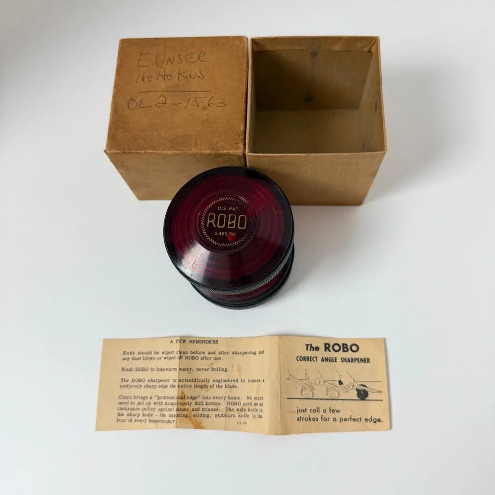 Vintage Robo‎ Knife Sharpener Red Lucite 1950s U.S. Patent 2,469,797 with Box